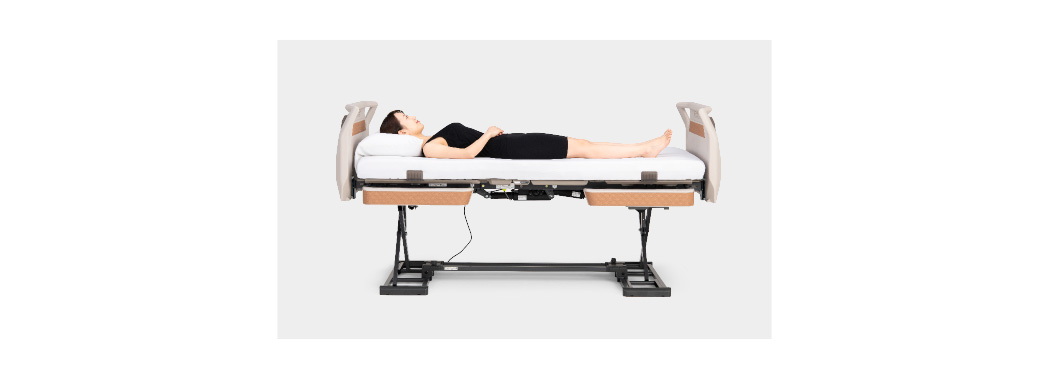 ベッドが前後に動かない垂直昇降方式の高さ調節機能